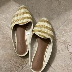 Universal Thread Slip Ons
